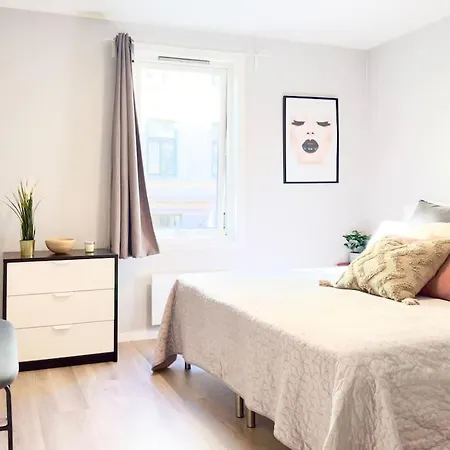 The Zany Zone - Gruenerlokka Apartment *